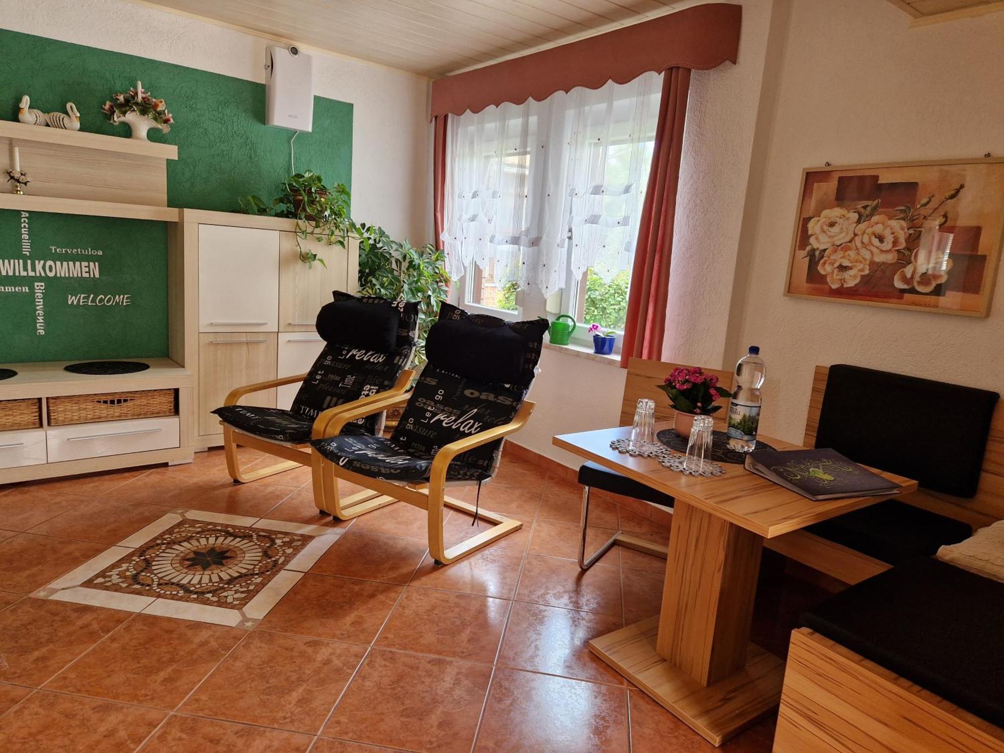 Ferienwohnung Am Oepitzer Berg Pößneck 외부 사진