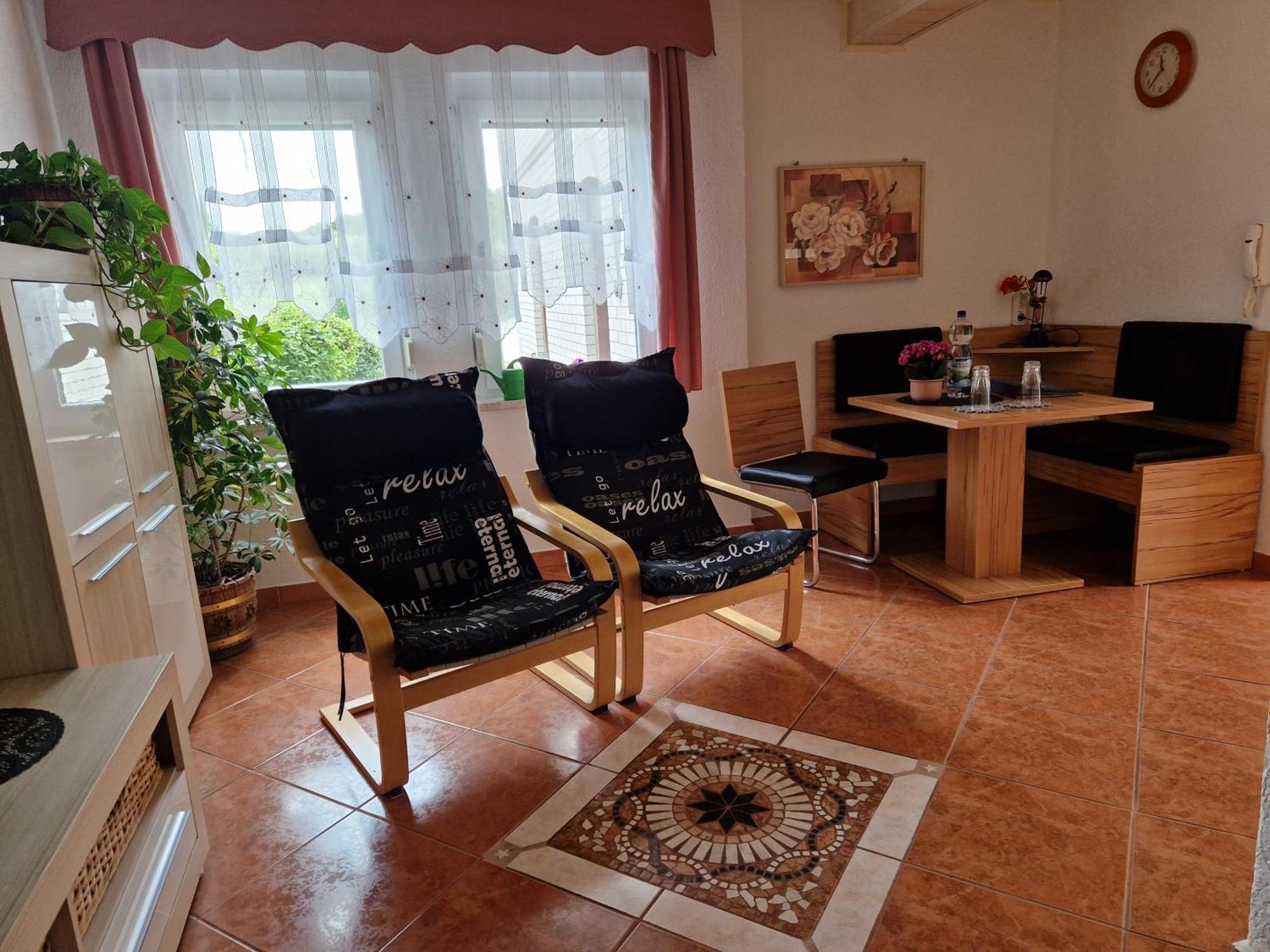 Ferienwohnung Am Oepitzer Berg Pößneck 외부 사진